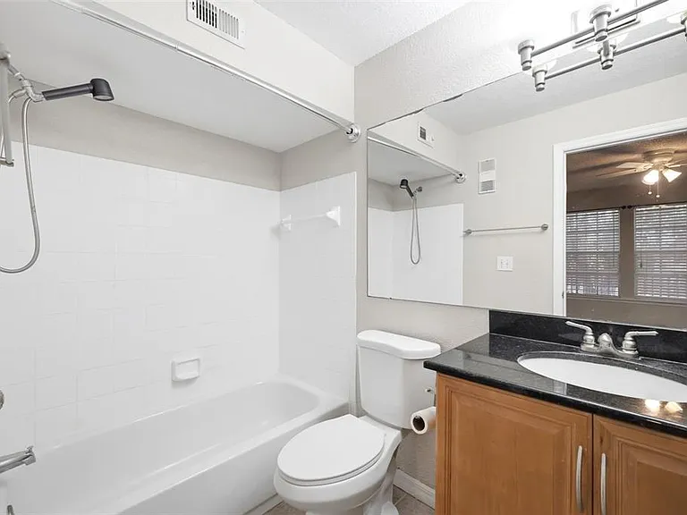 3274 Haviland Ct #201 — Photo 24