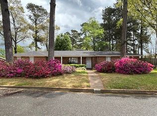 3820 Sir Gawain Dr, Nacogdoches, TX 75965