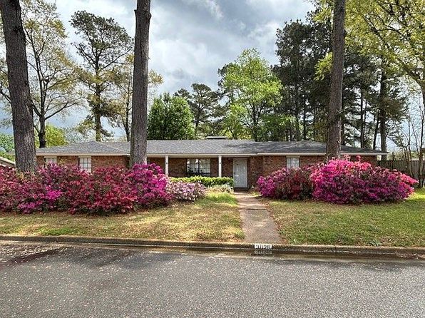 3820 Sir Gawain Dr