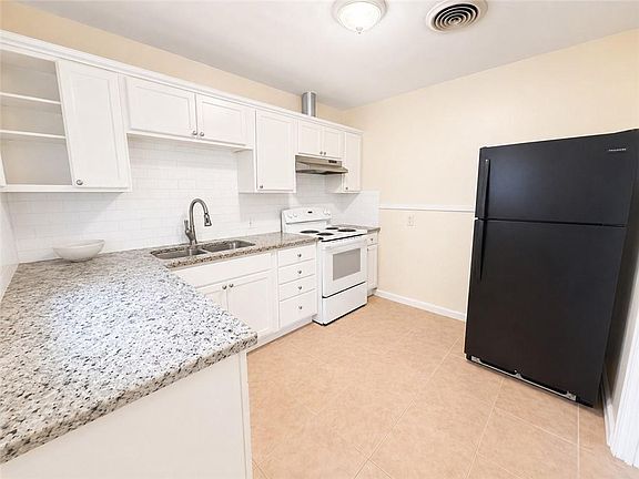 5th image of 1619 Wormeley Dr
