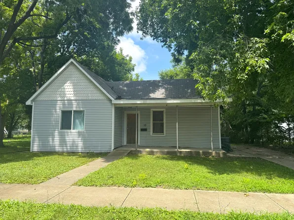 610 E Columbia Ave, Champaign, IL 61820