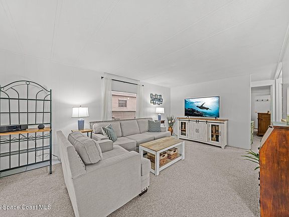 4th image of 1103 Sabal Palm Ln