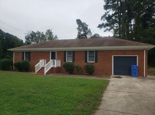 3020 Taylor Rd, Chesapeake, VA 23321