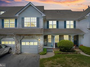 16 Jill Ct, Monmouth Junction, NJ 08852