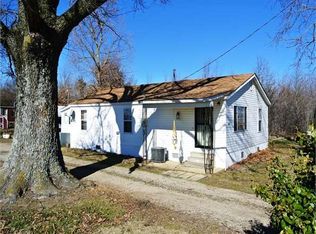 5069 County Road 343, Neelyville, MO 63954