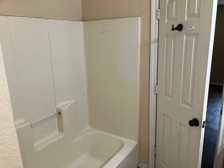 208 S Sendero Dr — Photo 23