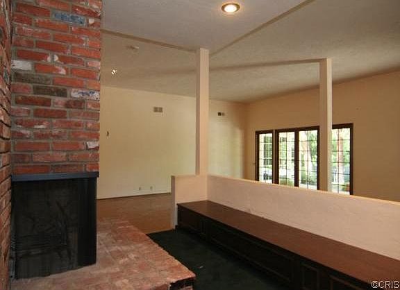 4th image of 4801 Corbin Ave