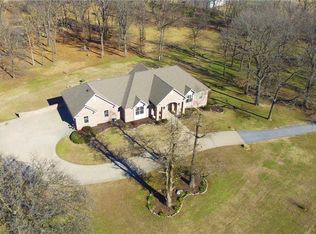 18936 Hodge Rd, Gravette, AR 72736