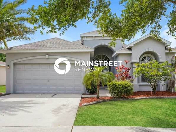 10724 Carloway Hills Dr, Wimauma, FL 33598