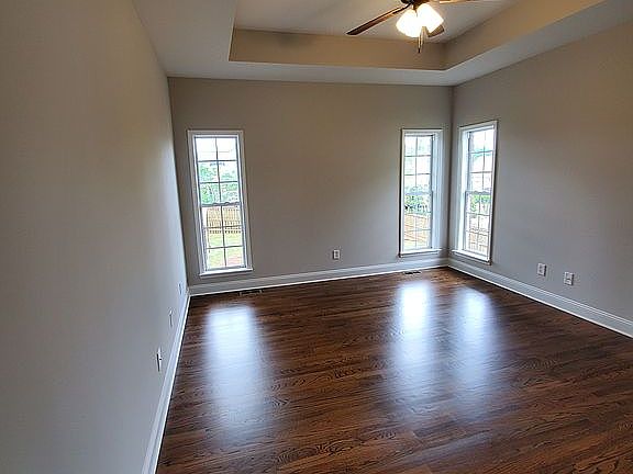 2nd image of 427 Old Mill Dr