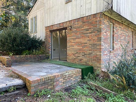 Bedroom with nice view