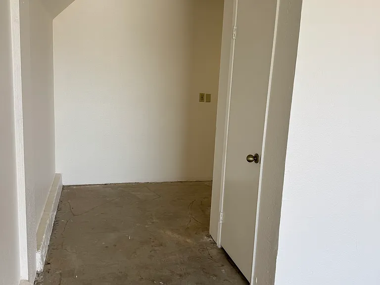 228 Imperial Beach Blvd #D — Photo 42