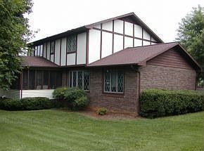 4th image of 2207 Nave Dr