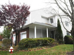 49 Brae Loch Dr #305, Boonton, NJ 07005