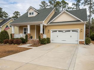 595 Legacy Lakes Way, Aberdeen, NC 28315