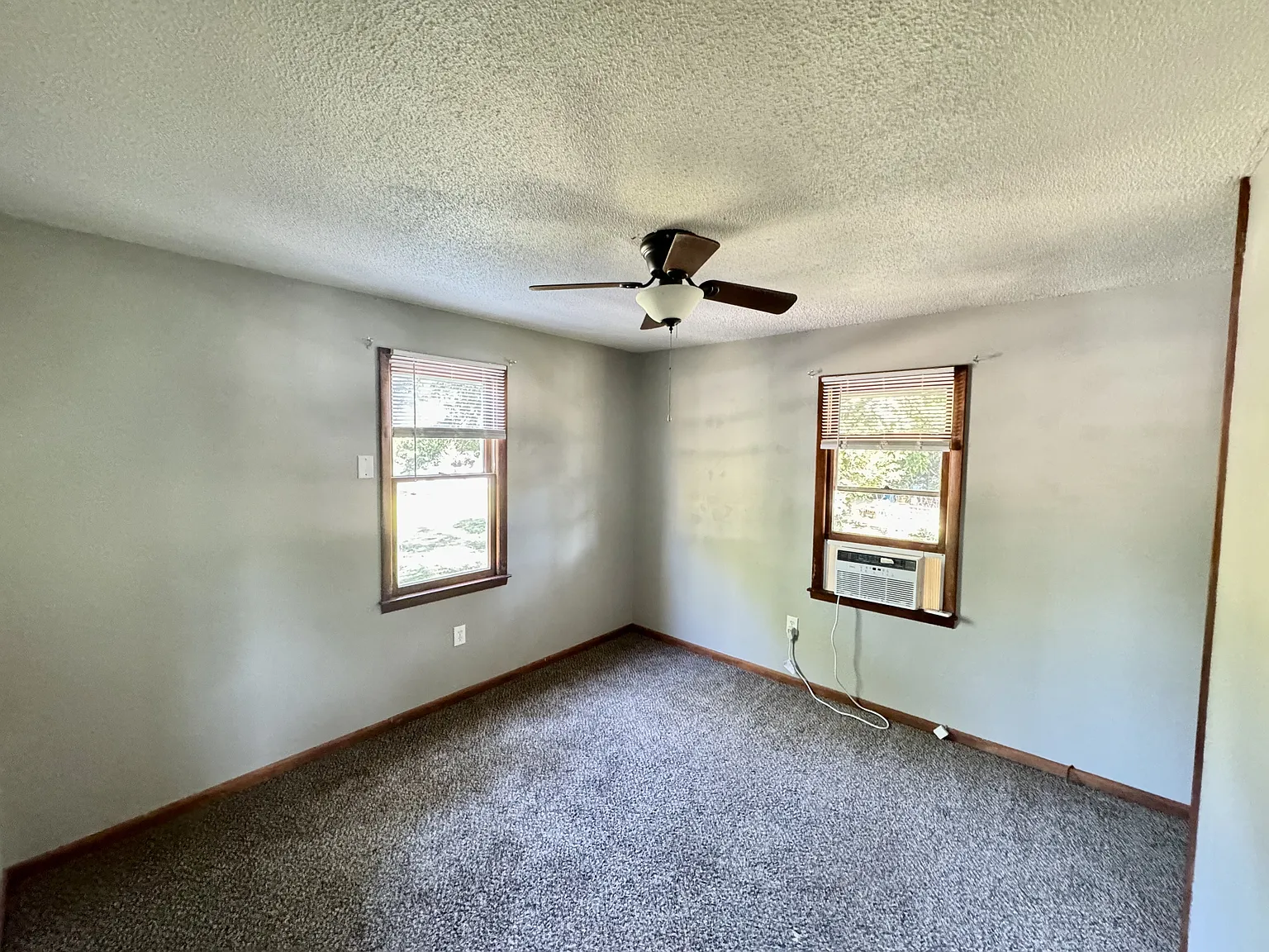 Lease Only: 414 North Mulberry Street - D — Photo 3