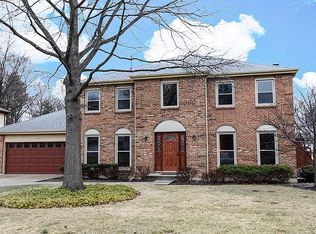 5477 Ranier Dr, Lisle, IL 60532