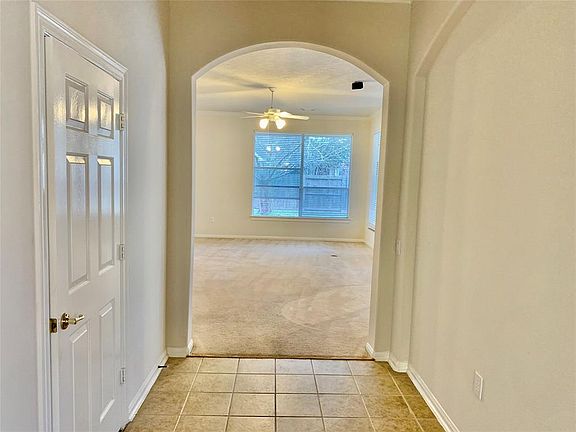4th image of 1603 S Lago Vista Dr