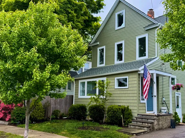 (undisclosed Address), Larchmont, NY 10538