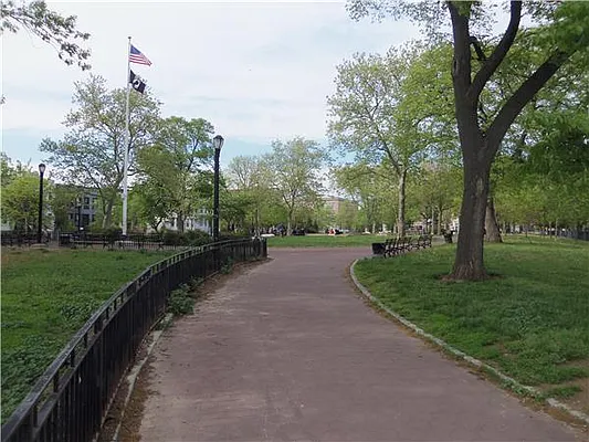 Rented by Avenue Sotheby's International Realty | media 19