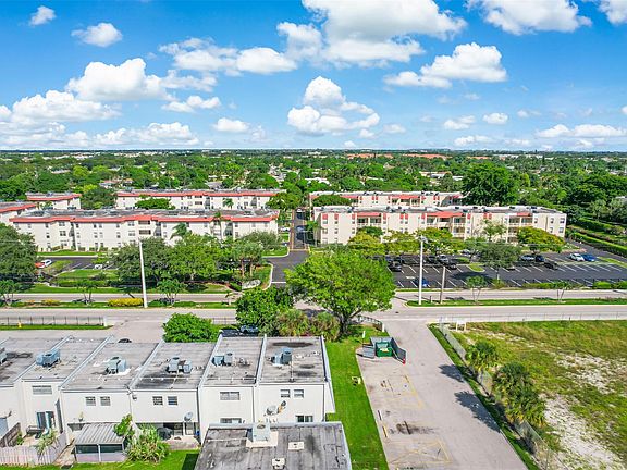 5th image of 3730 NW 21st Street #306