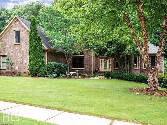 2nd image of 70 Fountainhead Dr #0