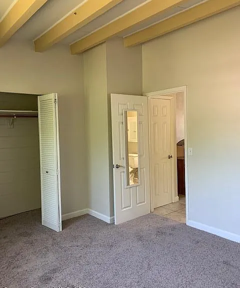 1708 Elm St — Photo 8