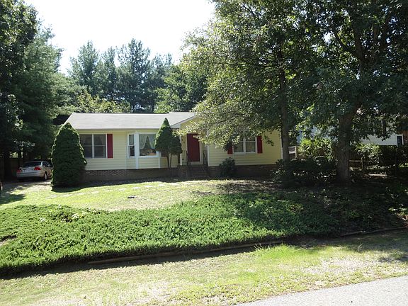 4th image of 204 Wyatt Dr