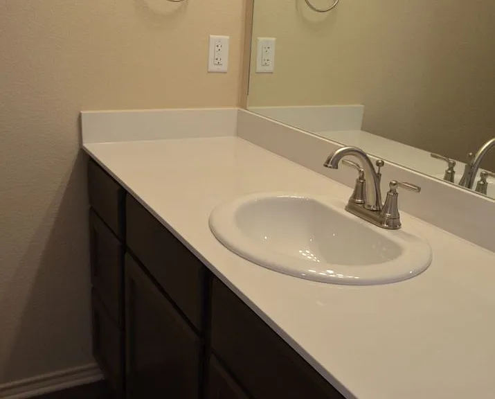 1701 Castroville — Photo 18