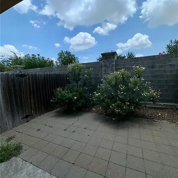 418 Newport Ave #2 — Photo 6