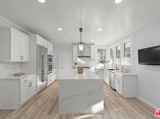 1250 S Windsor Blvd, Los Angeles, CA 90019