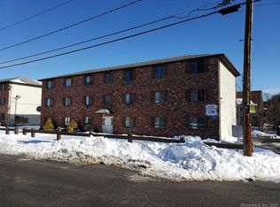 130 Woodglen Dr APT 10, Waterbury, CT 06705