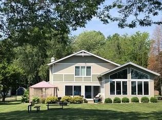W5369 Baywood Dr, Elkhorn, WI 53121