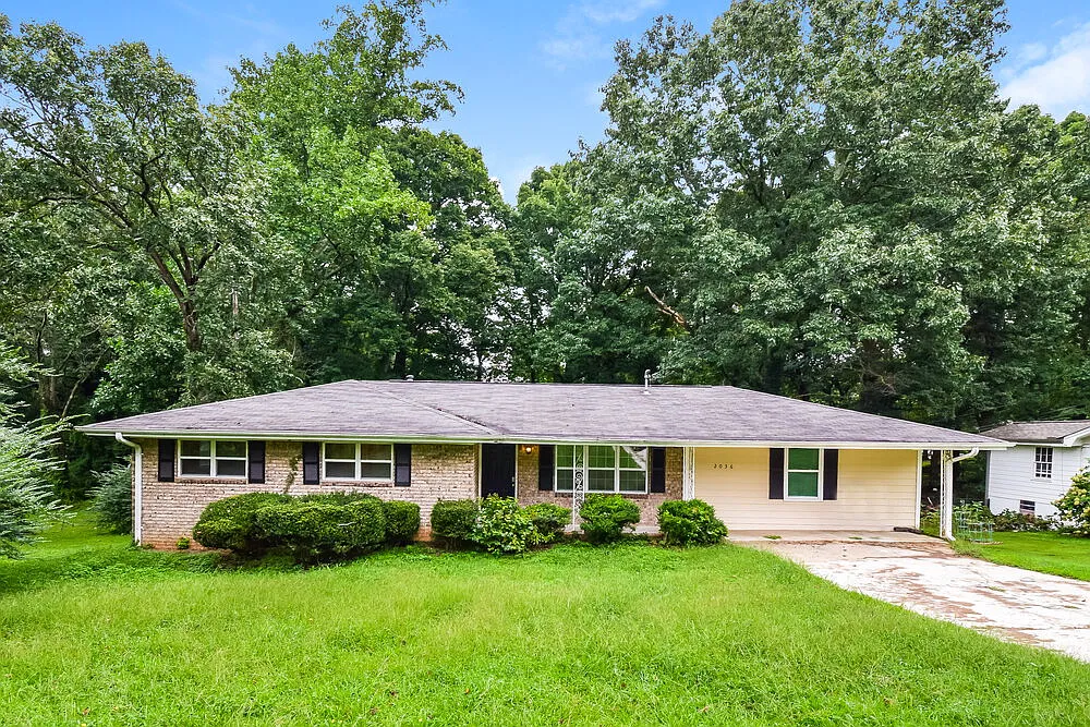 3 bed, 1.5 bath, 1628 sqft, $1,700 — Photo 1