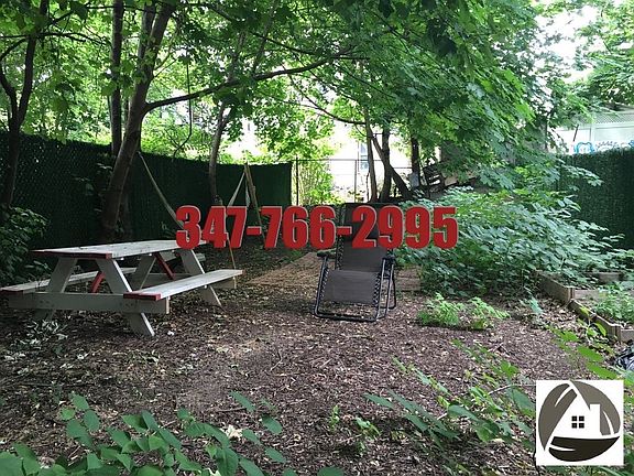 5th image of 822 Saint Johns Pl #1ST