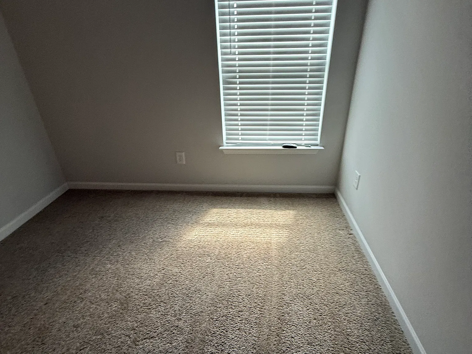 3 bed, 1429 sqft, $1,750 — Photo 4