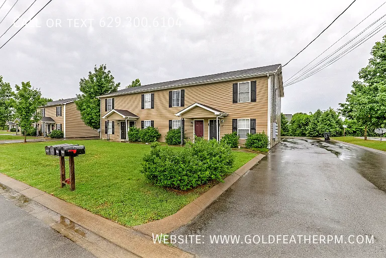 1333 Benley St — Photo 13