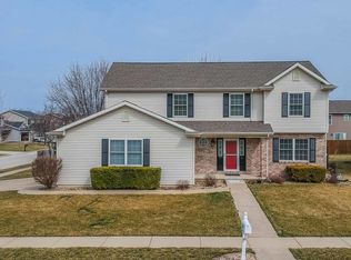 300 Gambel Ct, Normal, IL 61761