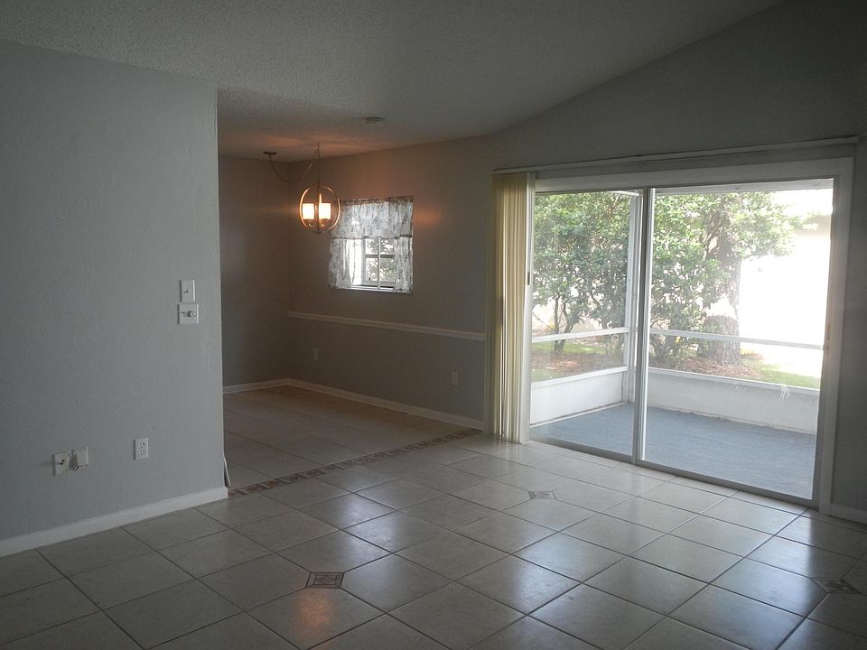 1st image of 13 Empress Ln #A
