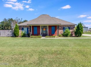 126 Canino Rd, Rayne, LA 70578