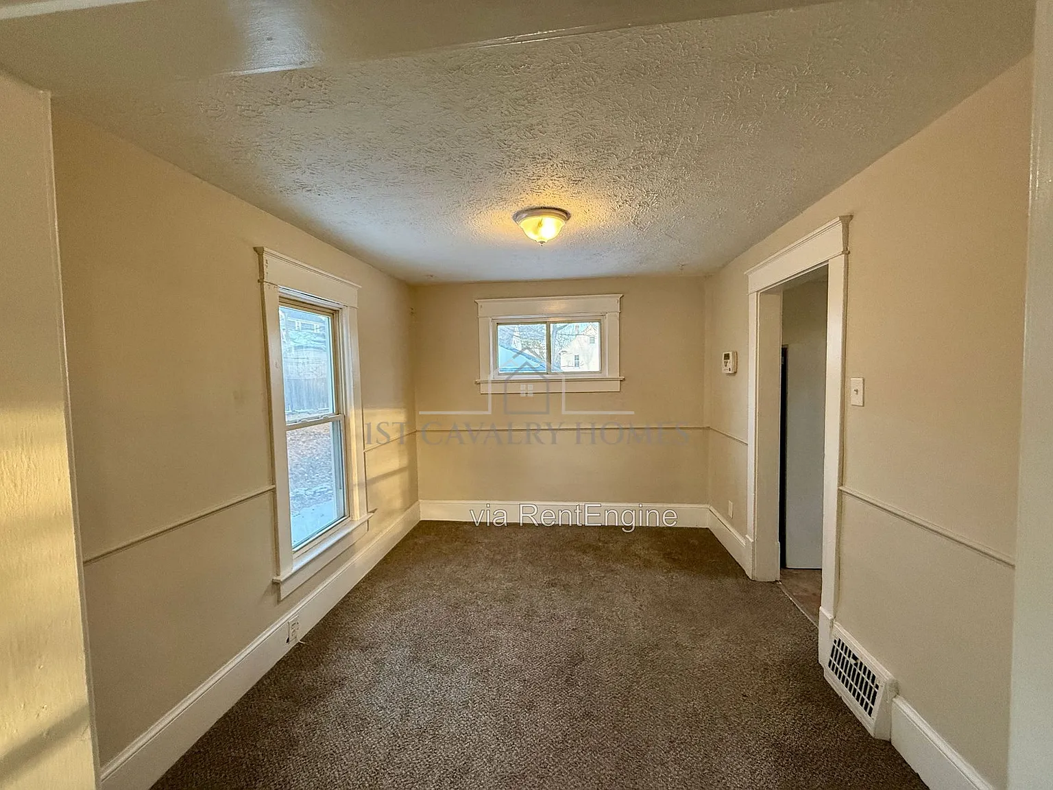 3 bed, 1.0 bath, $1,350 — Photo 4