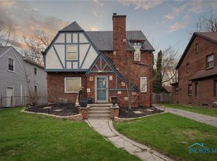 2518 Cheltenham Rd, Toledo, OH 43606