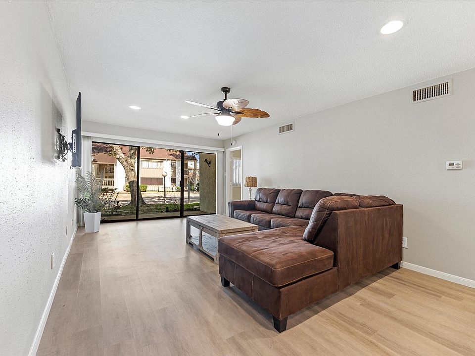 1st image of 12100 Melville Dr APT 409D