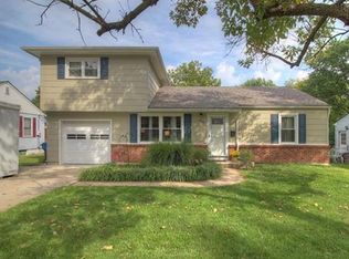 5917 N Park Ave, Kansas City, MO 64118
