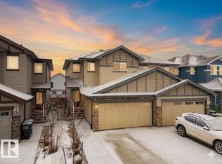 9439 209th St NW, Edmonton, AB