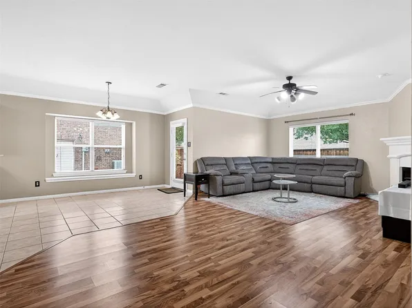 312 Cave River Dr, Murphy, TX 75094