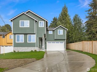 2117 SW 103rd Pl, Seattle, WA 98146