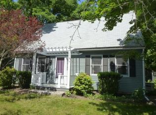 7 Mill St, Foxboro, MA 02035