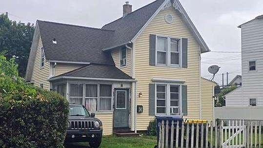 3rd image of 8 Nichols St