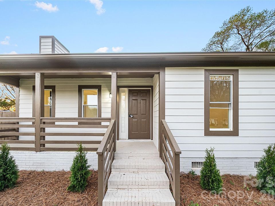 1st image of 3396 Farm Lake Dr SW